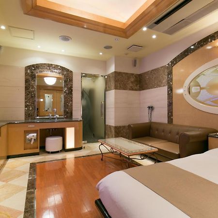 Hotel D-Wave Shinjuku（Adult Only) Tokio Buitenkant foto