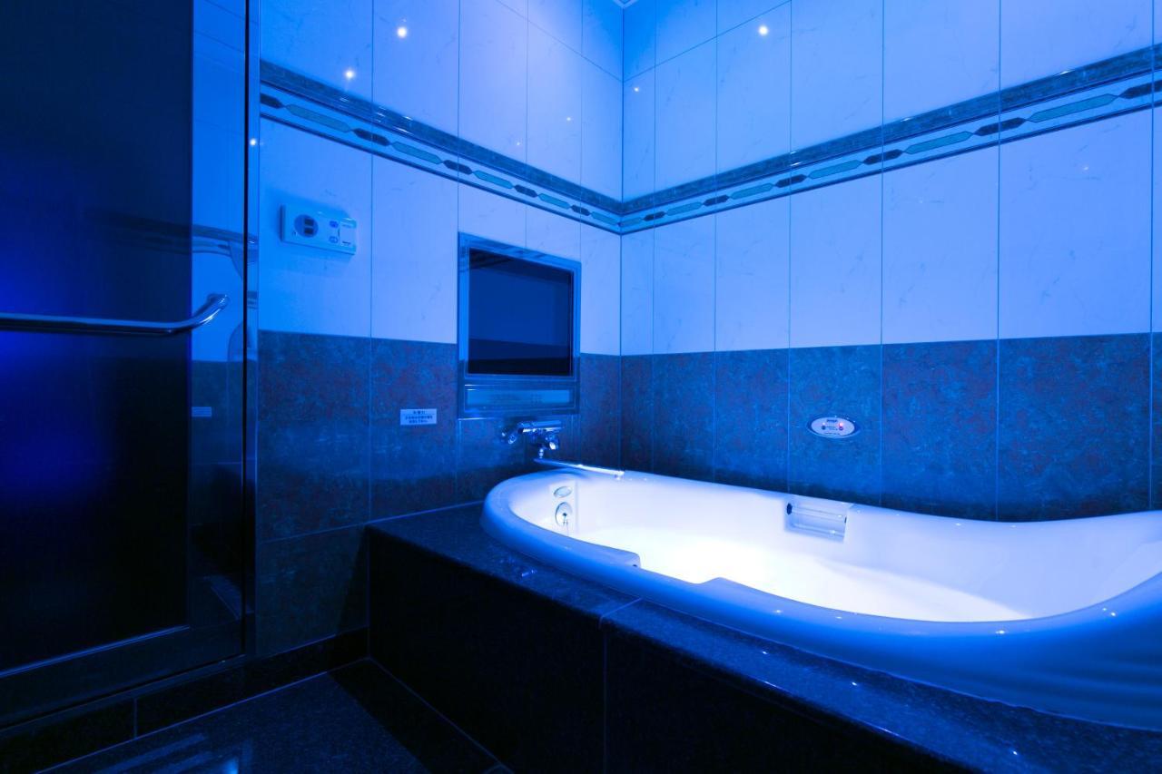 Hotel D-Wave Shinjuku（Adult Only) Tokio Buitenkant foto